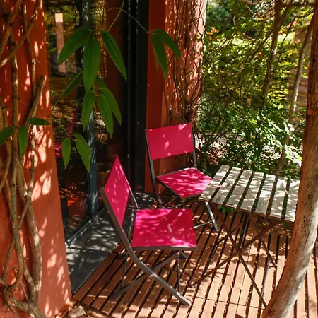 Studio Orange Oasis Salasc Exterior photo